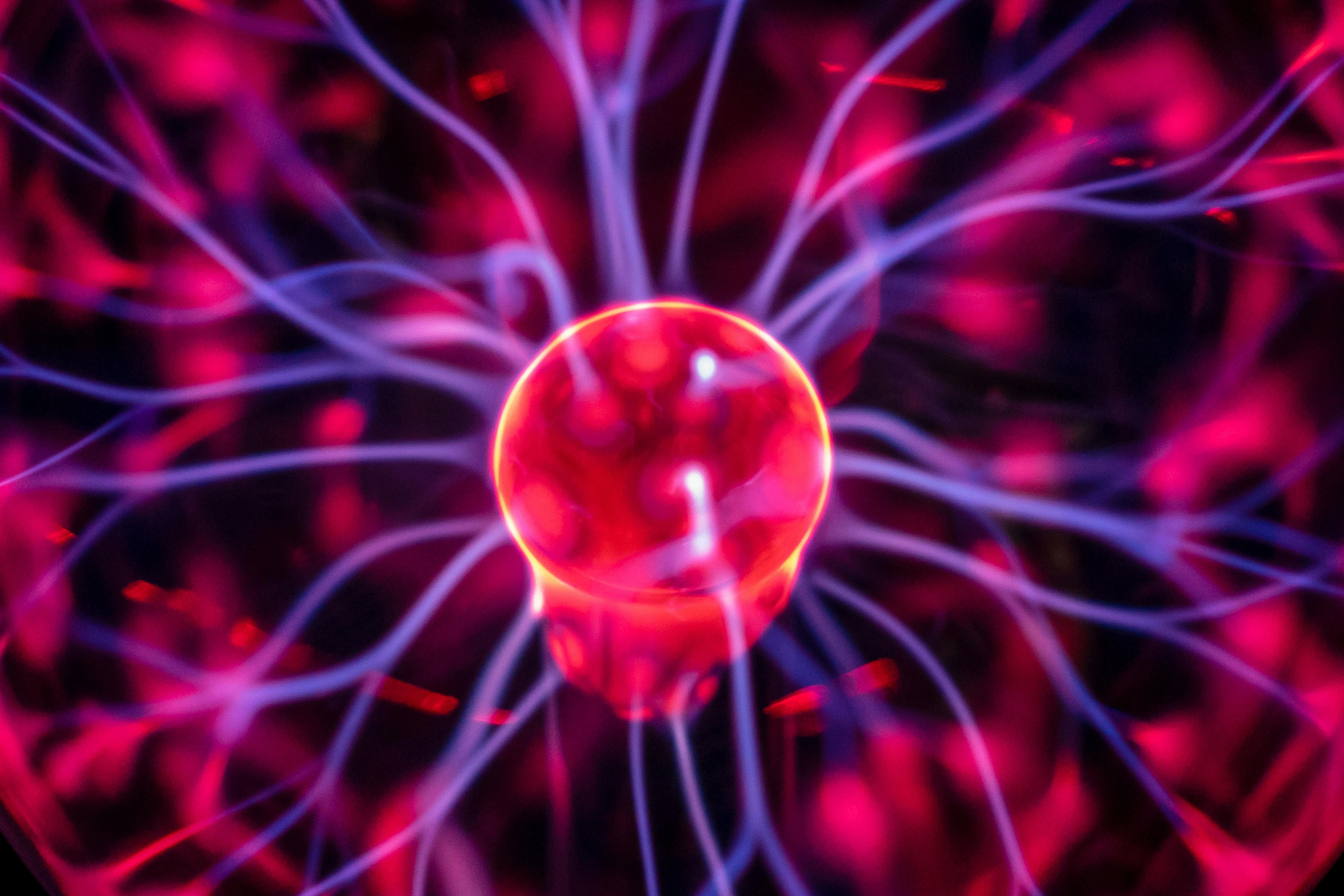 Jak spolu komunikují neurony v mozku přes synapsi